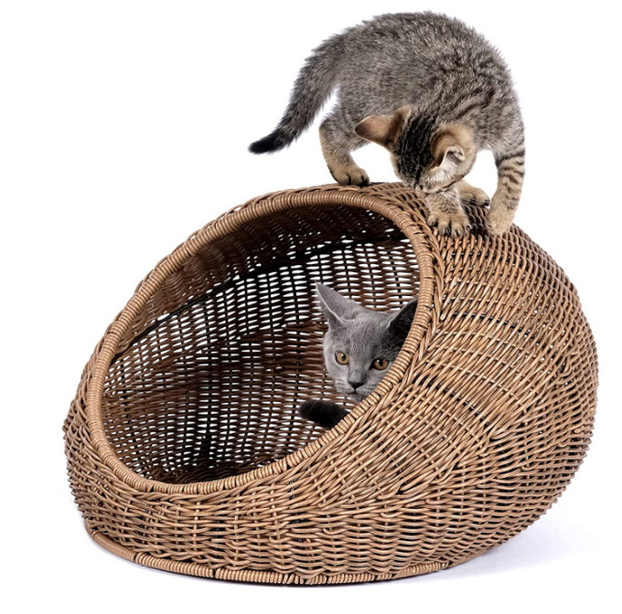 掛かる猫のベッドの枝編み細工品